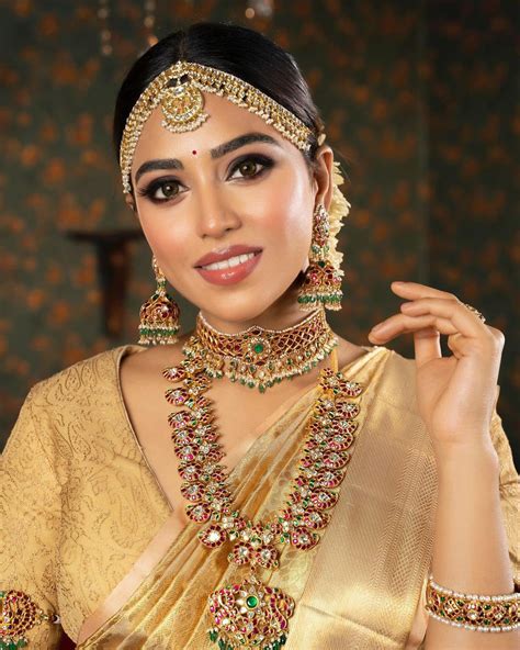 bridal makeup reviews|bridal makeup designs.